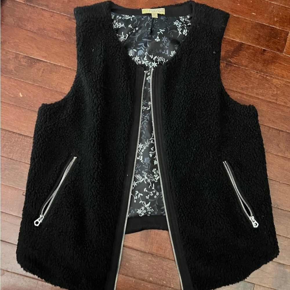 Vera Wang Sherpa vest
